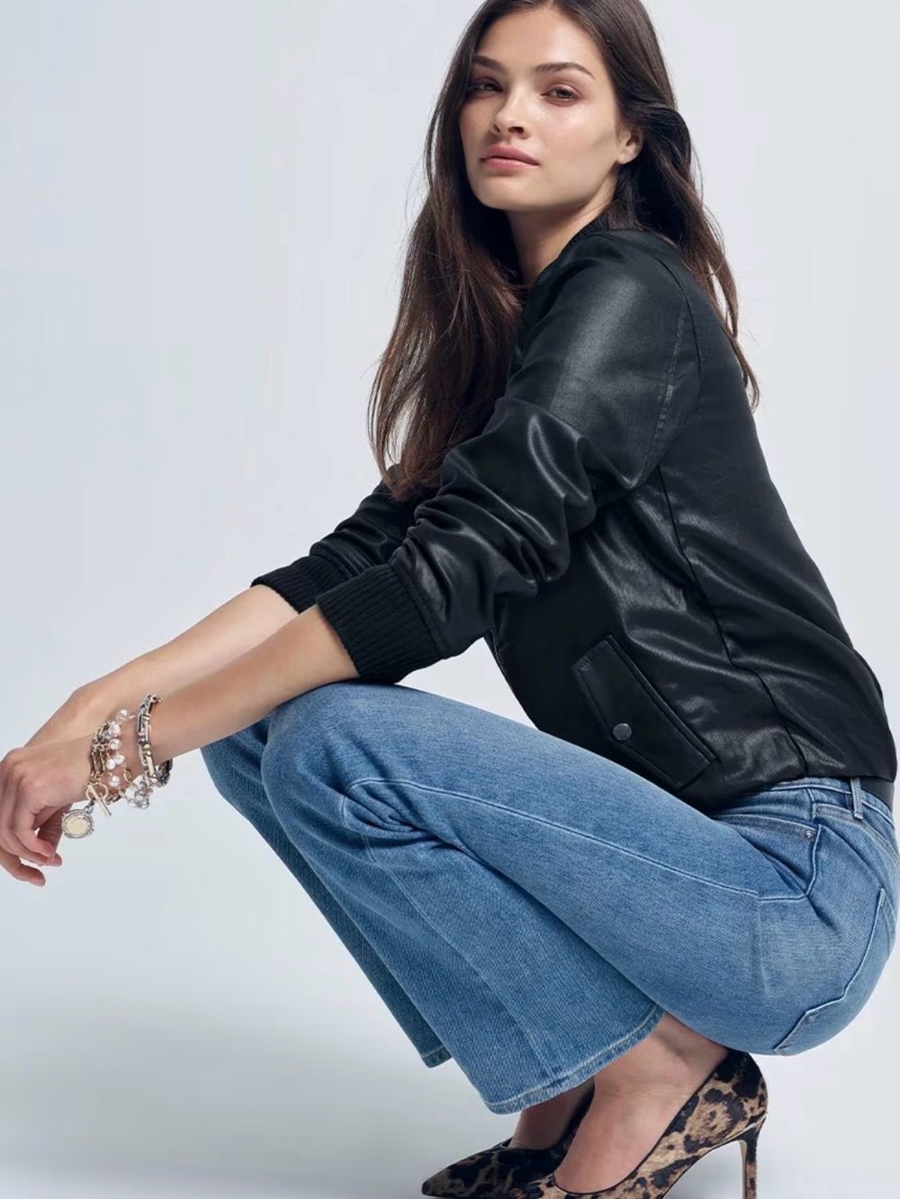 WHBM BRAND NEW! Black TruckerJacket $185 Instore Get it home 89$